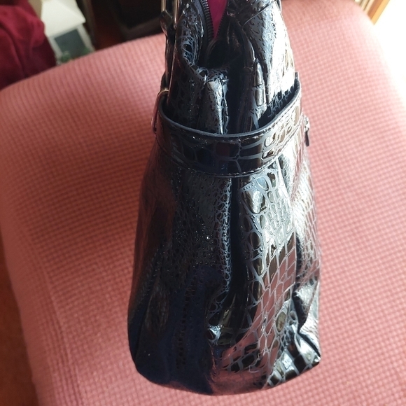 Fiorelli Black Mock-Croc Shoulder Bag - Picture 4 of 15